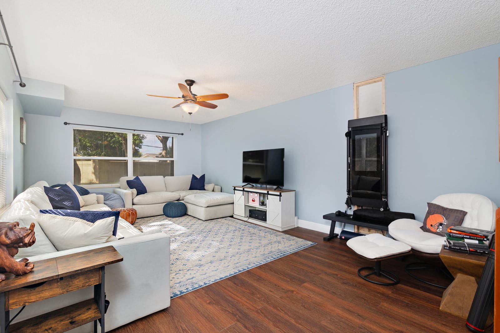 8142 Bridgewater Court 42c — photo 3