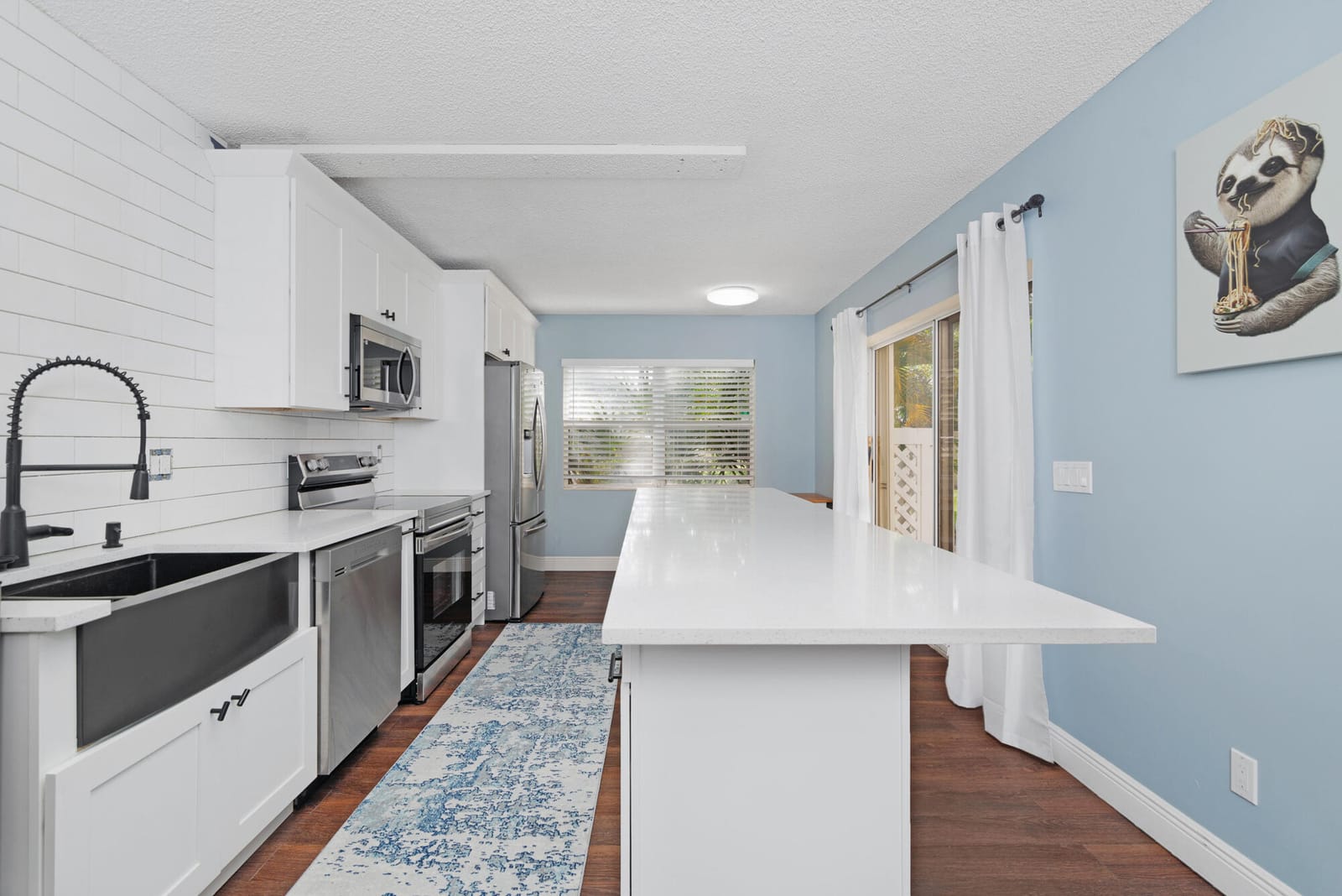 8142 Bridgewater Court 42c — photo 9