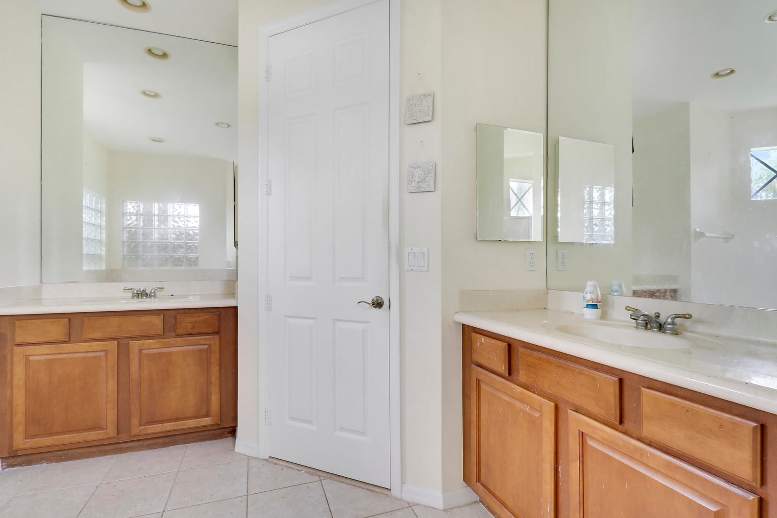 1599 Newhaven Point Lane — photo 12