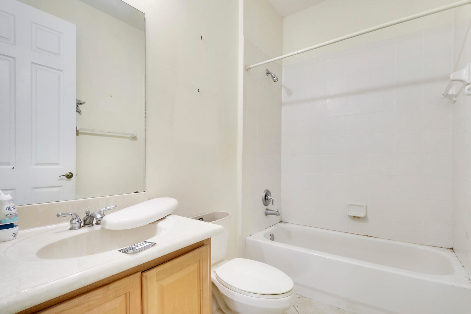 1599 Newhaven Point Lane — photo 4