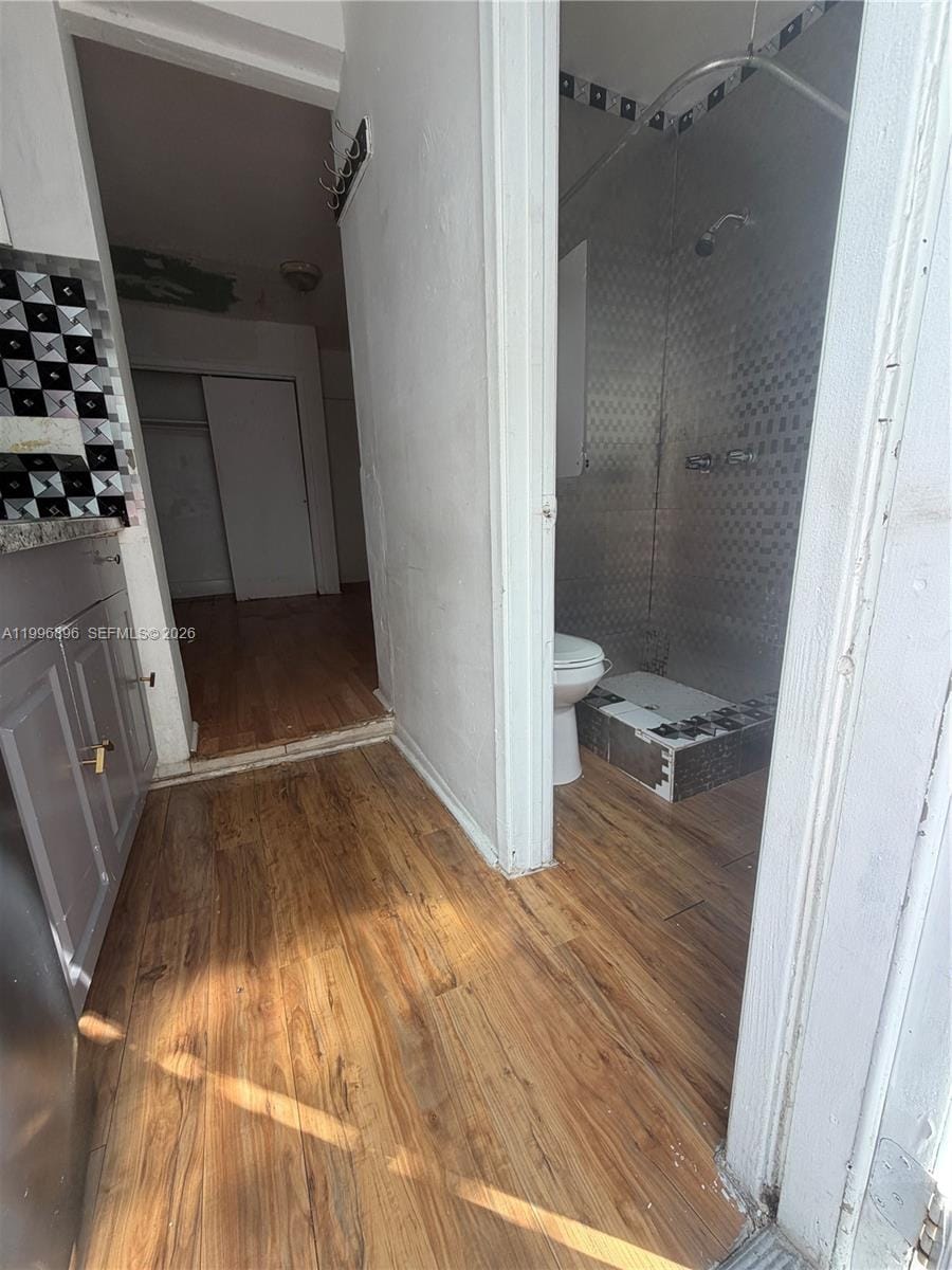 634 SW 10th Avenue — photo 8
