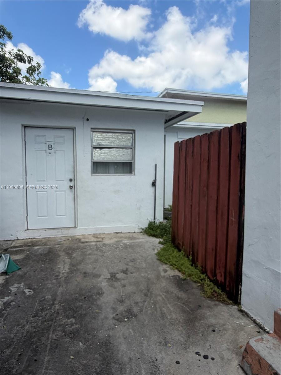 634 SW 10th Avenue — photo 10