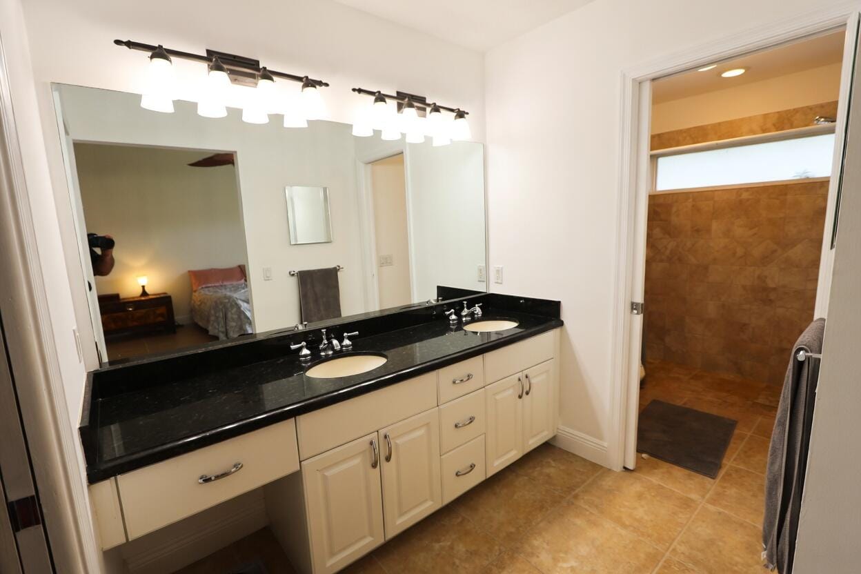 5667 Cameo Drive N, Boca Raton, FL 33433 photo 12