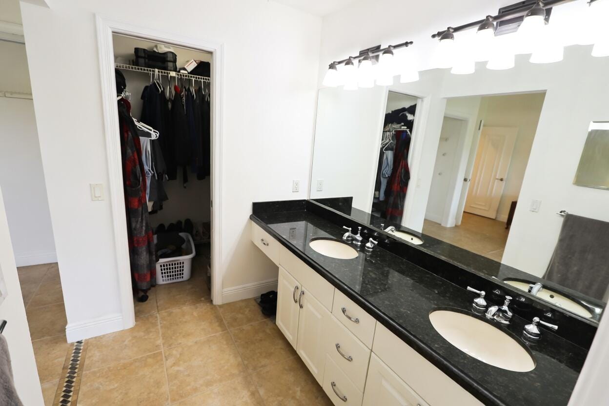 5667 Cameo Drive N, Boca Raton, FL 33433 photo 14