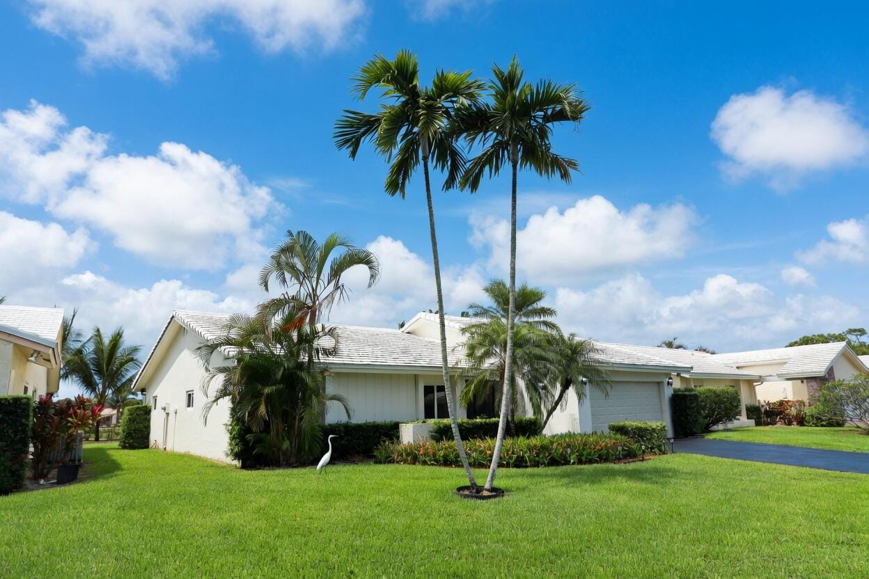 5667 Cameo Drive N, Boca Raton, FL 33433 photo 3