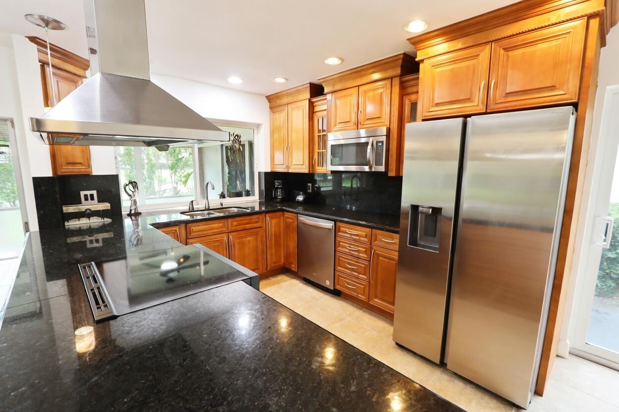 5667 Cameo Drive N, Boca Raton, FL 33433 photo 4