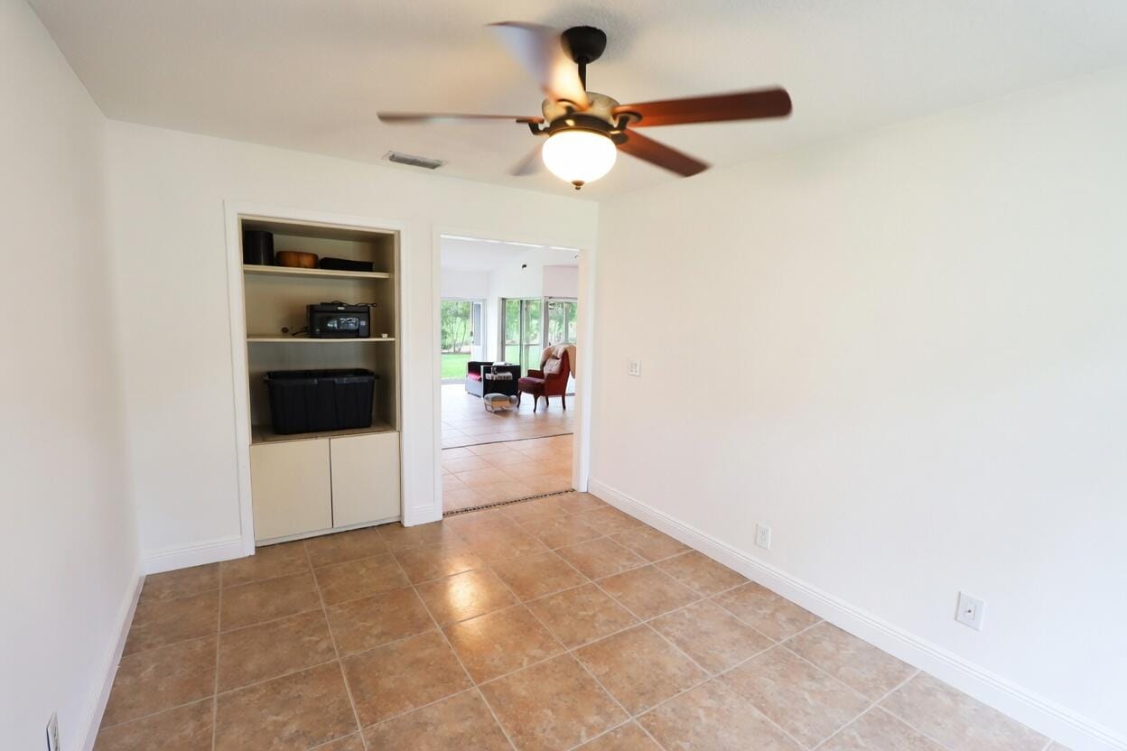 5667 Cameo Drive N, Boca Raton, FL 33433 photo 10