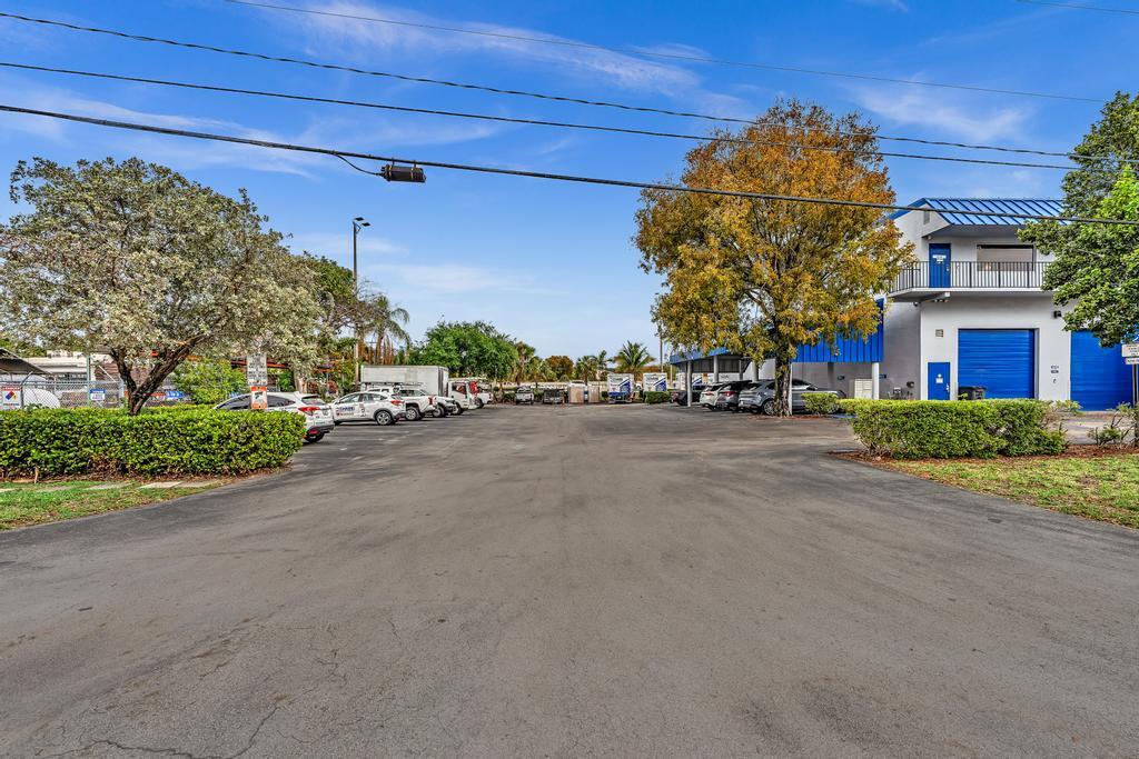 1150 SW 10th Avenue — photo 8