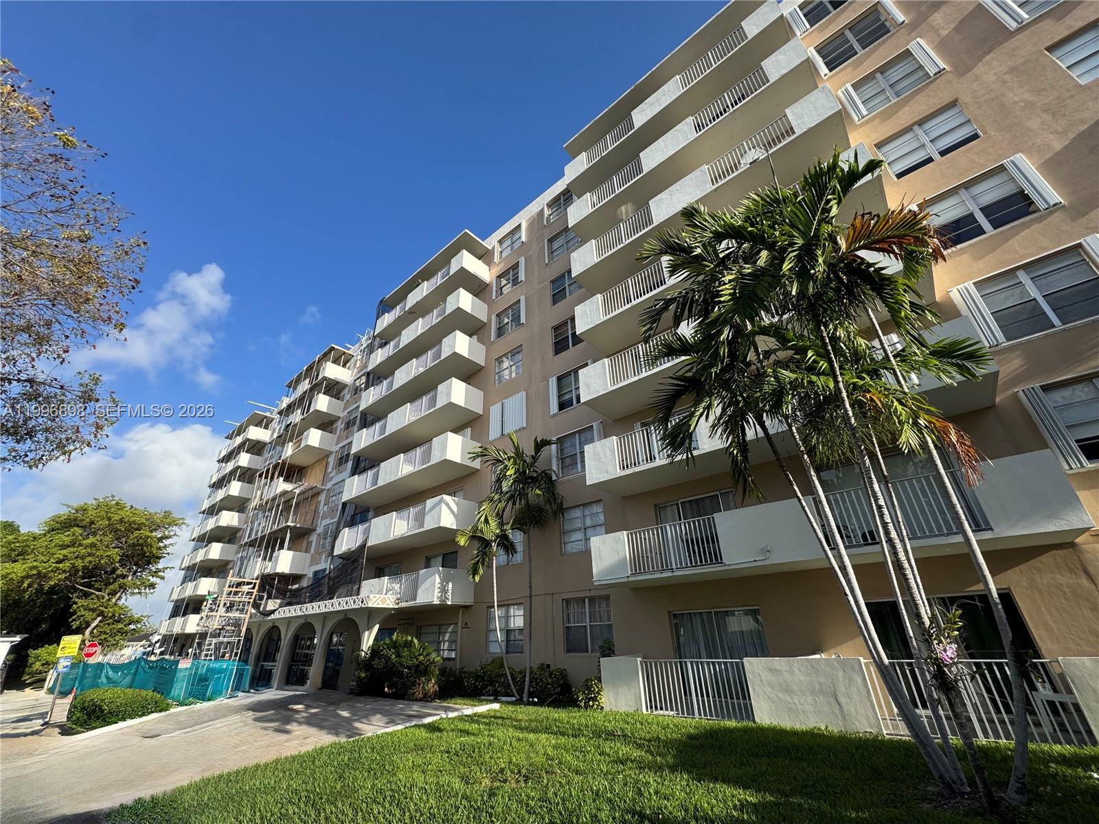 1455 N Treasure Drive 7B, North Bay Village, FL 33141, North Bay Village
