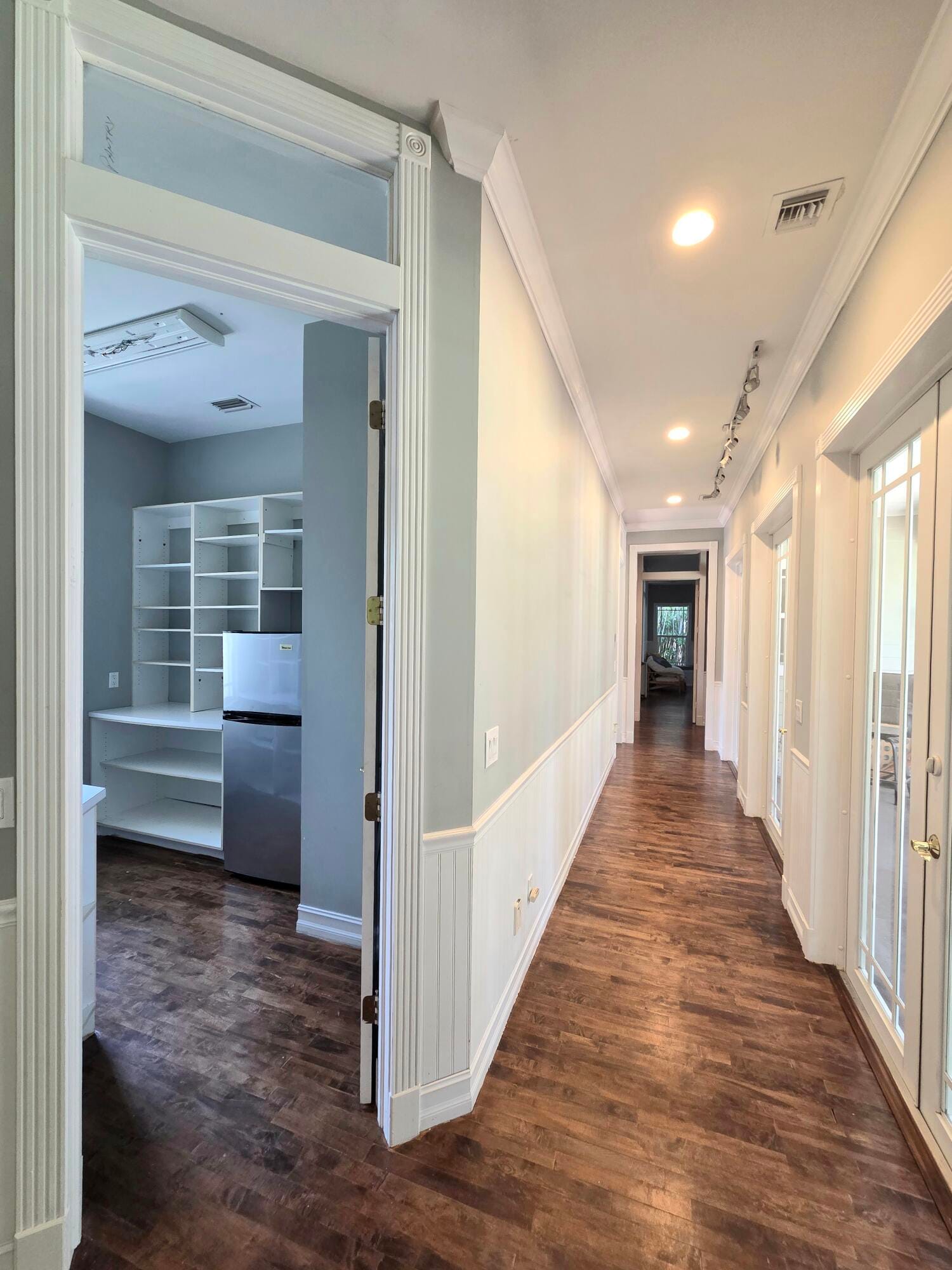 7003 SW Wisteria Terrace — photo 12