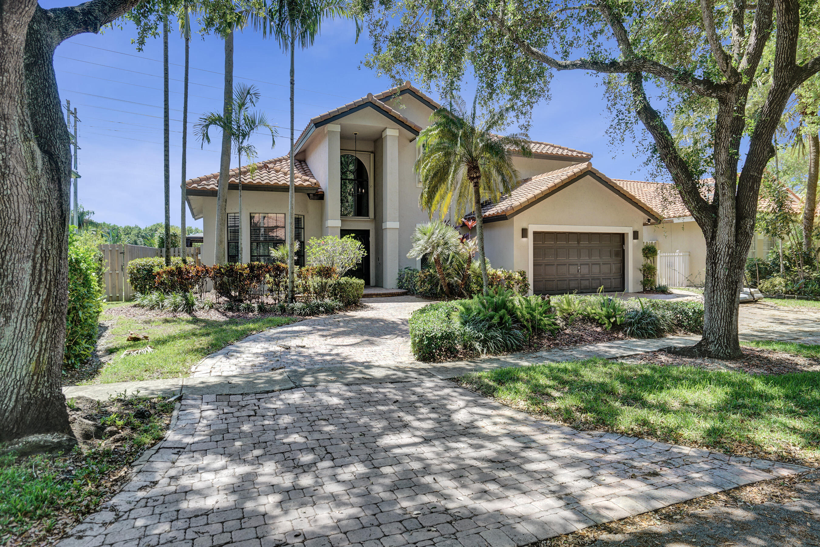 10650 Paris Street, Cooper City, FL 33026, Cooper City