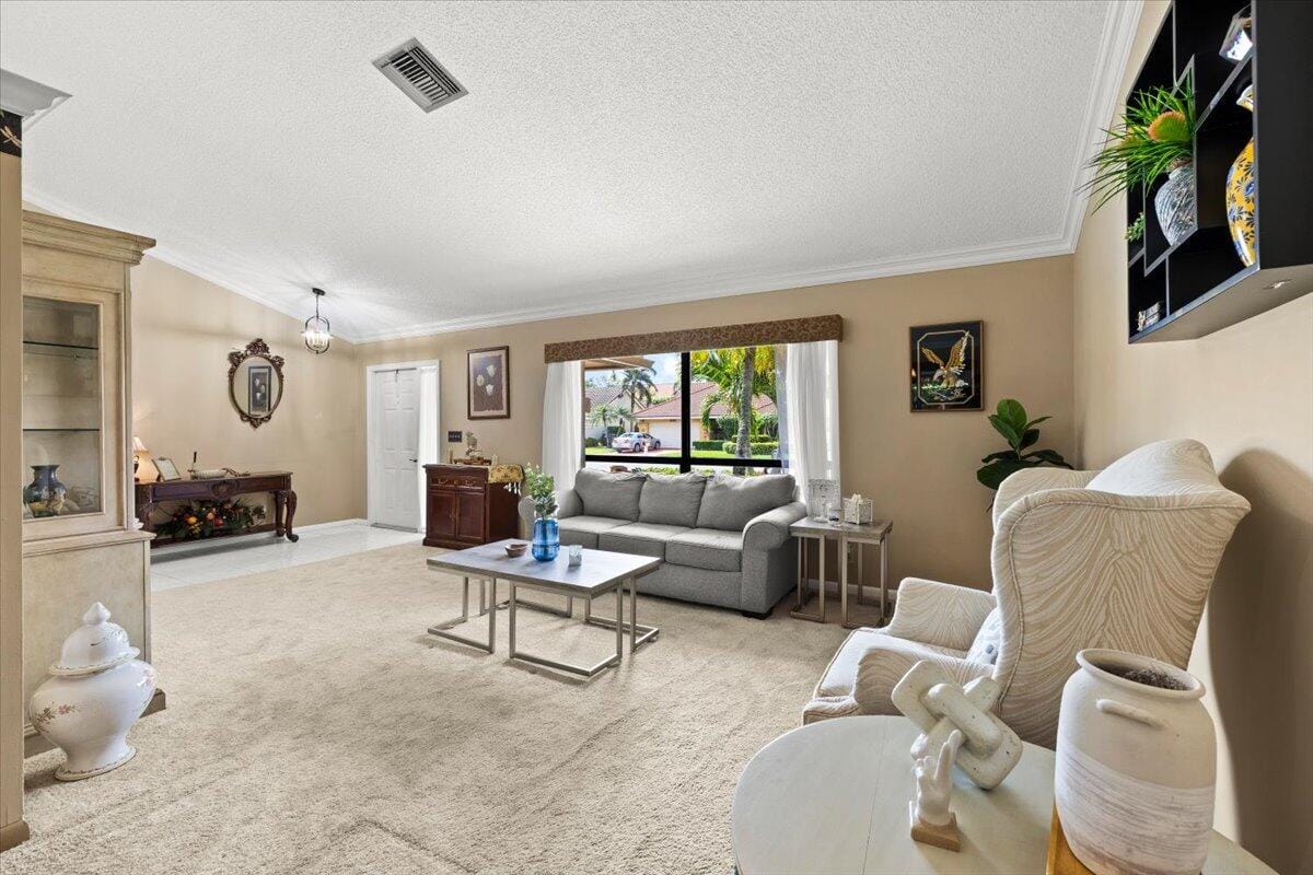 9615 Sun Pointe Drive, Boynton Beach, FL 33437 photo 5