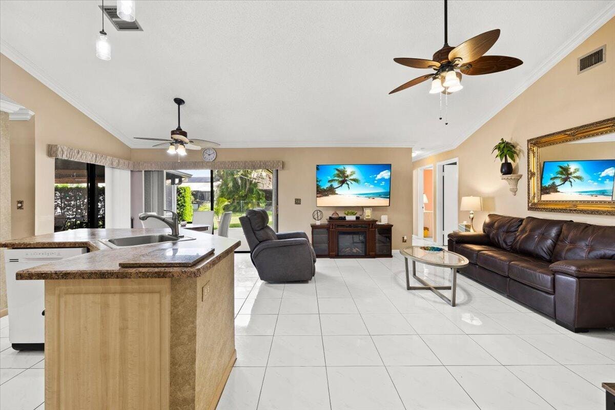 9615 Sun Pointe Drive, Boynton Beach, FL 33437 photo 6