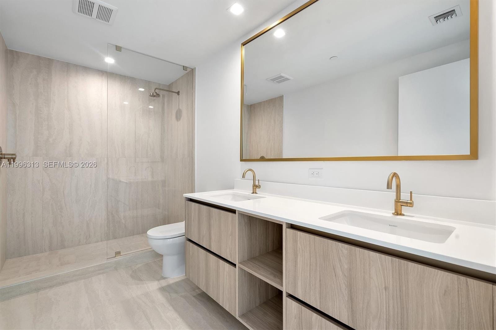 77 SE 5th Street 4206, Miami, FL 33131 photo 13