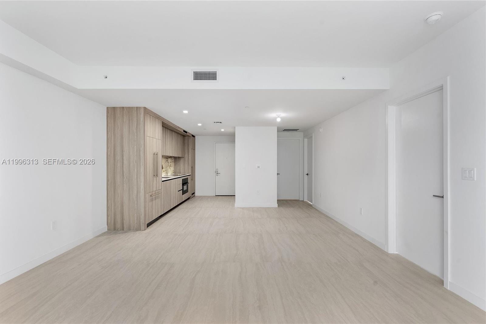 77 SE 5th Street 4206, Miami, FL 33131 photo 8