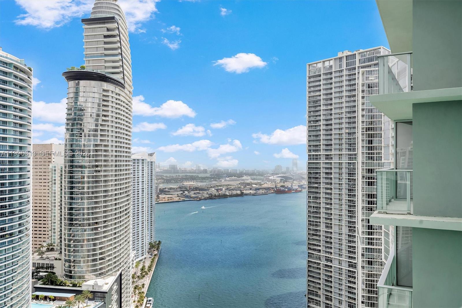 77 SE 5th Street 4206, Miami, FL 33131, Miami