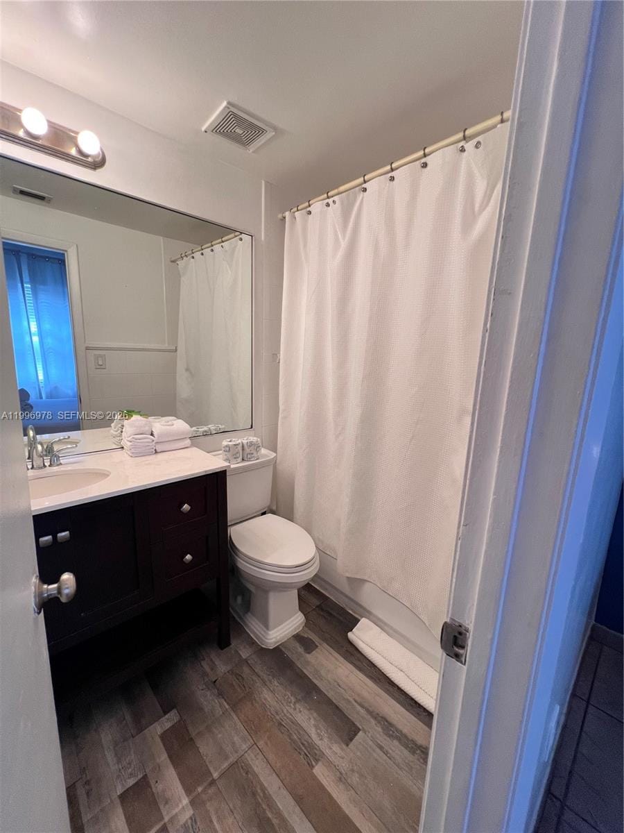 918 Ocean Drive 302, Miami Beach, FL 33139 photo 13