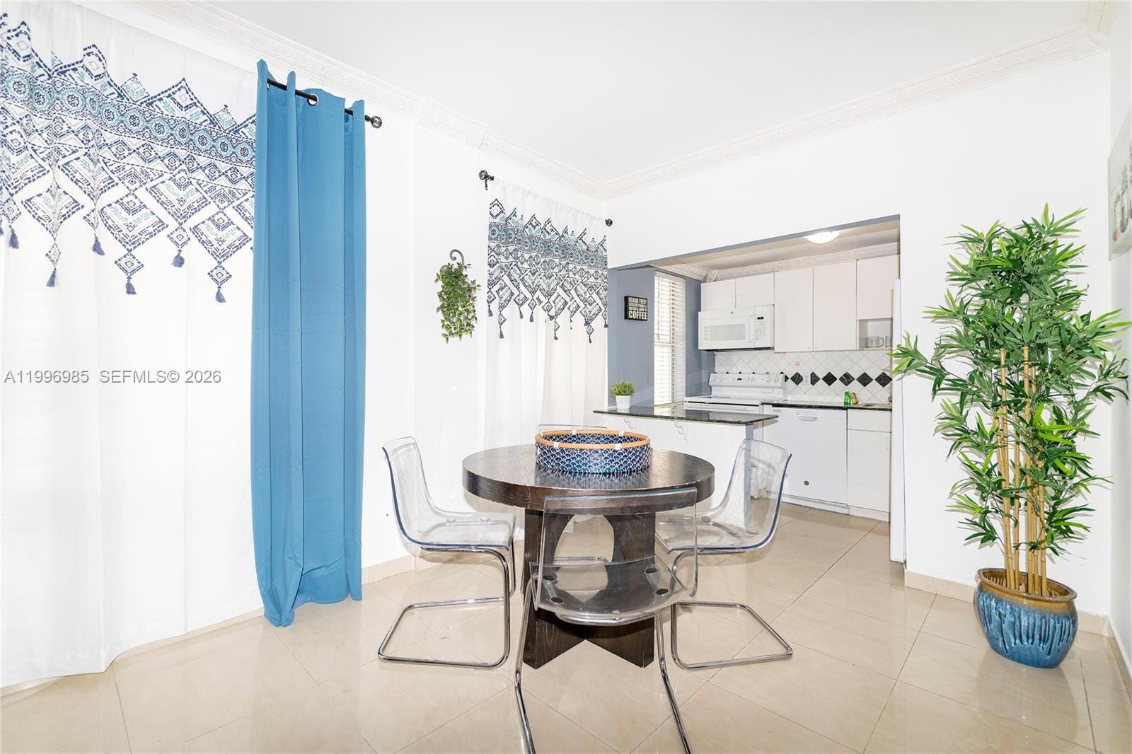 918 Ocean Drive 202, Miami Beach, FL 33139 photo 17