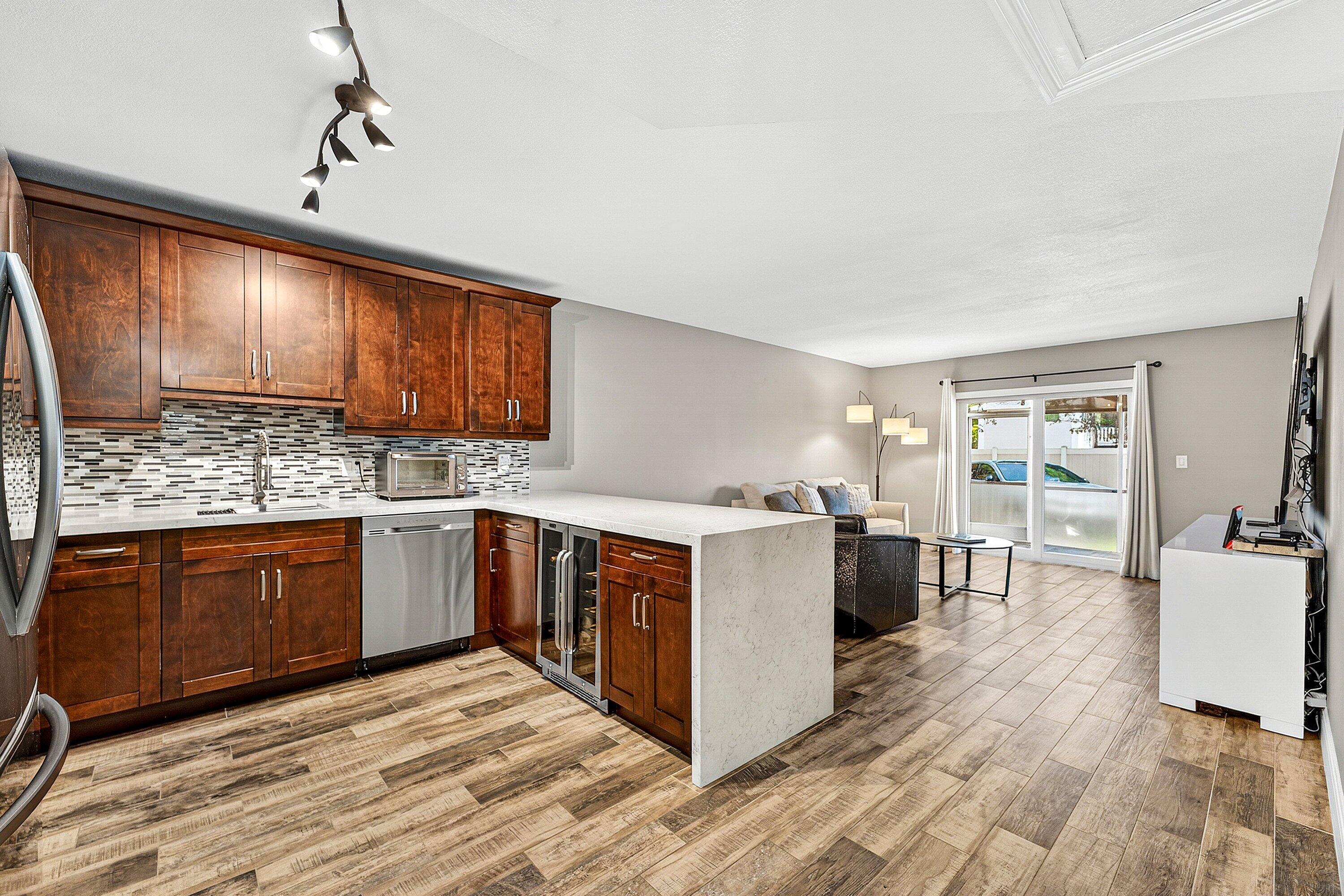 101 E Mcnab Road 304, Pompano Beach, FL 33060, Pompano Beach