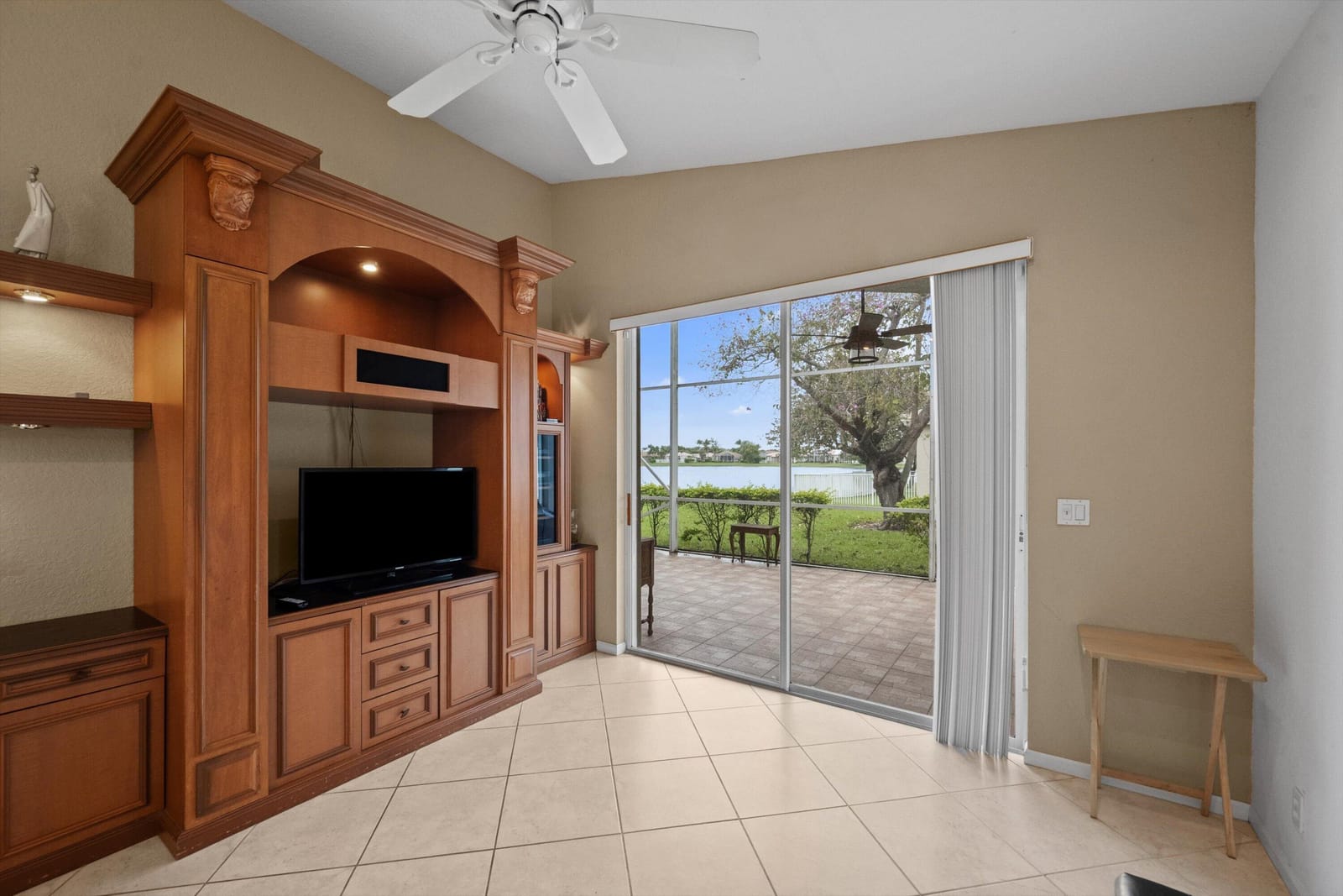 9365 Vercelli Street, Lake Worth, FL 33467 photo 13
