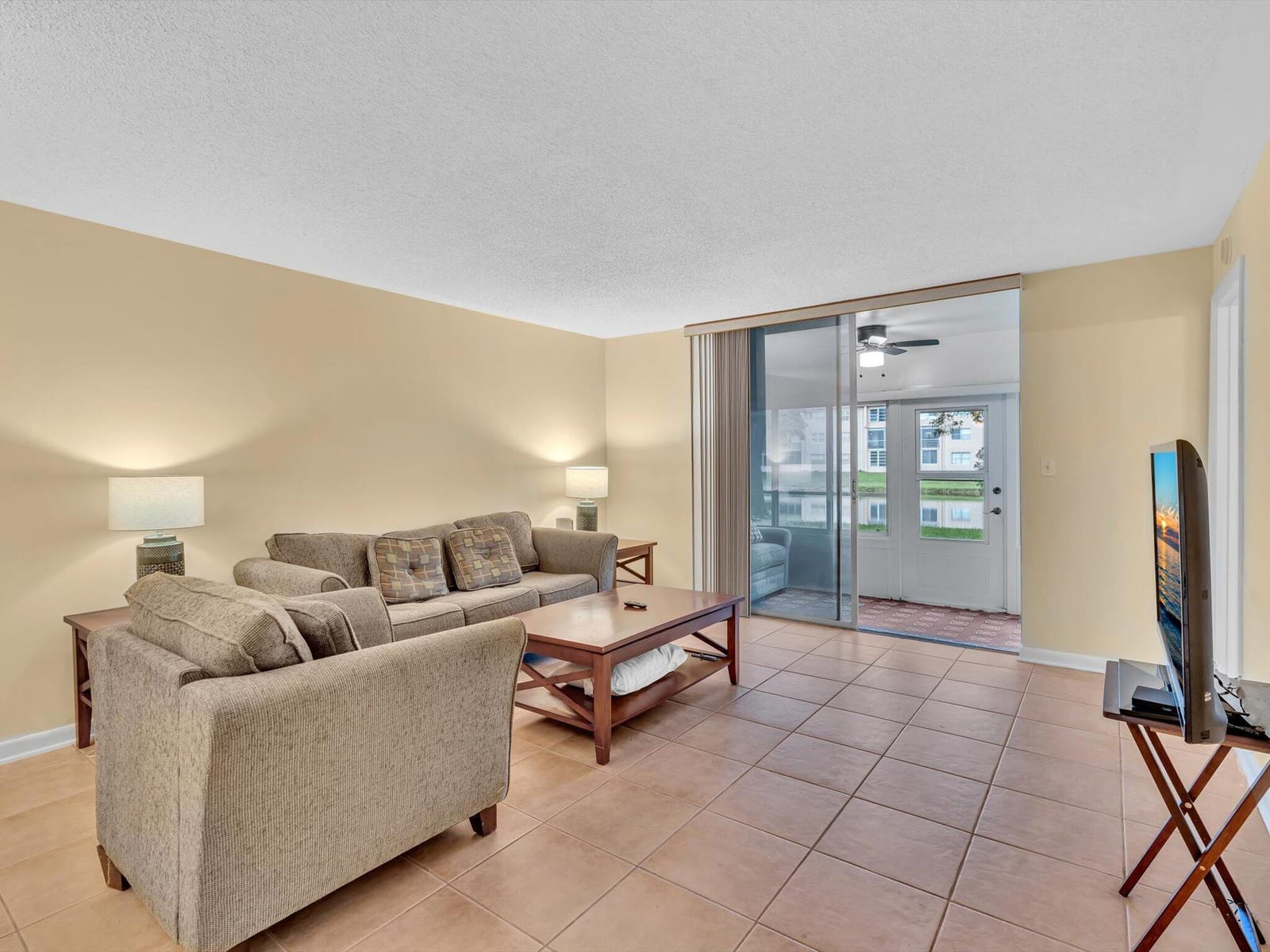 9301 Sunrise Lakes Boulevard, Sunrise, FL 33322 photo 17