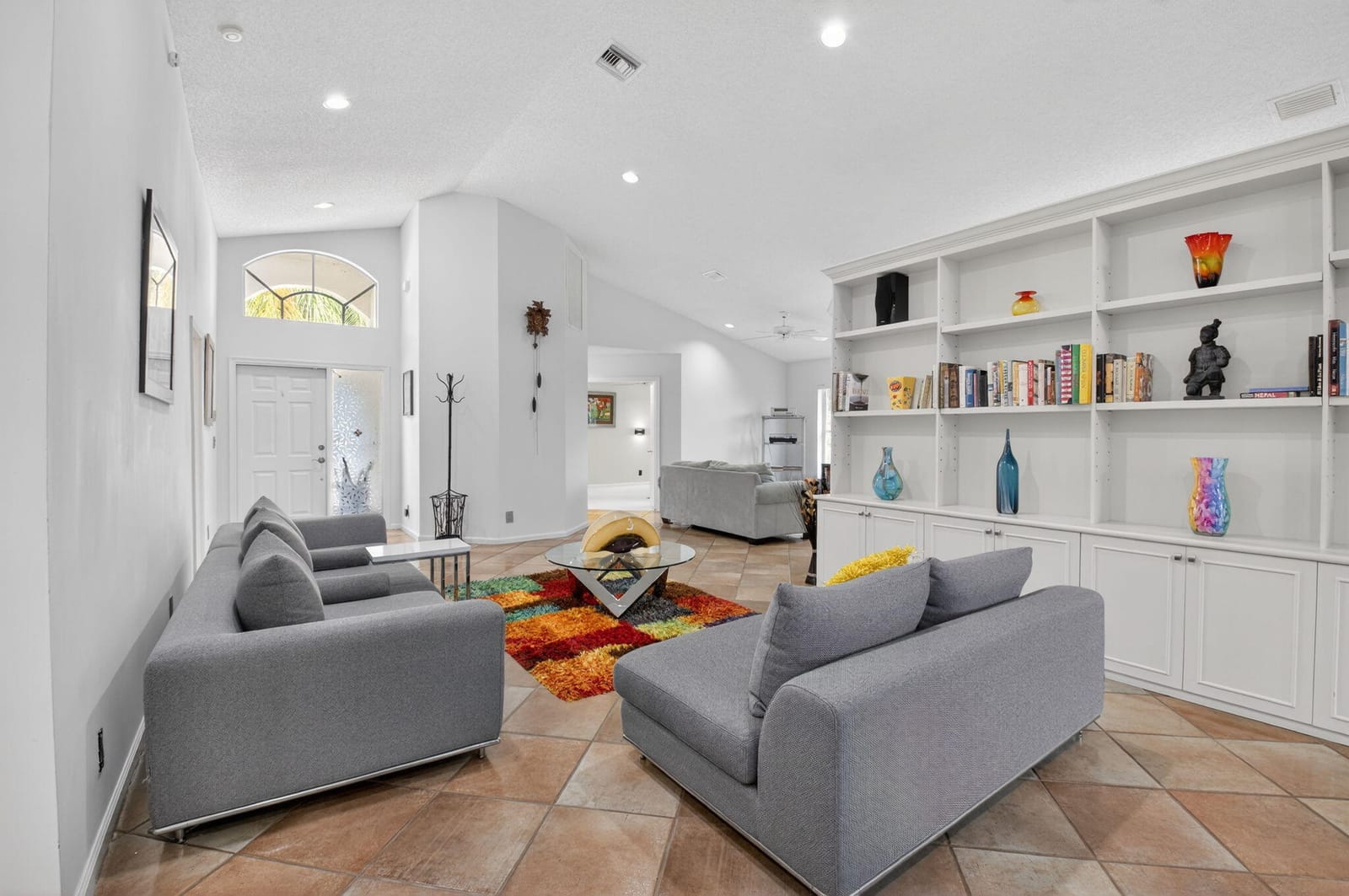 11590 Creekside Drive — photo 2