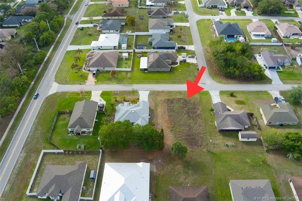 417 SW Prater Avenue, Port St. Lucie, FL 34953 photo 6