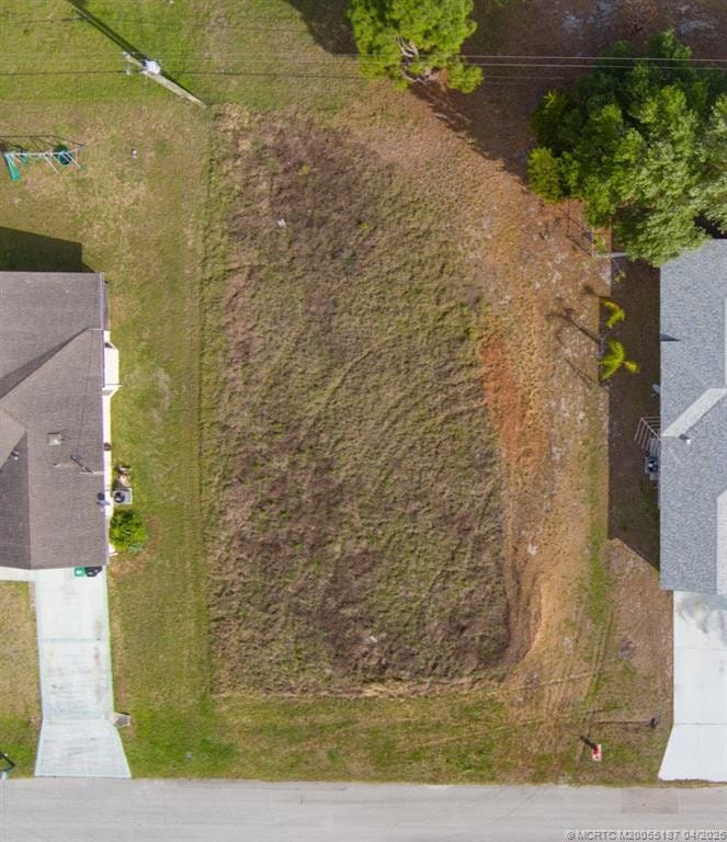 417 SW Prater Avenue, Port St. Lucie, FL 34953 photo 9