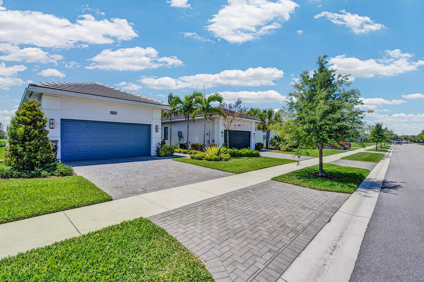 15780 Key Biscayne Lane — photo 2
