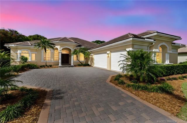 511 SW Squire Johns Lane, Cobblestone, Pembroke Pines, FL