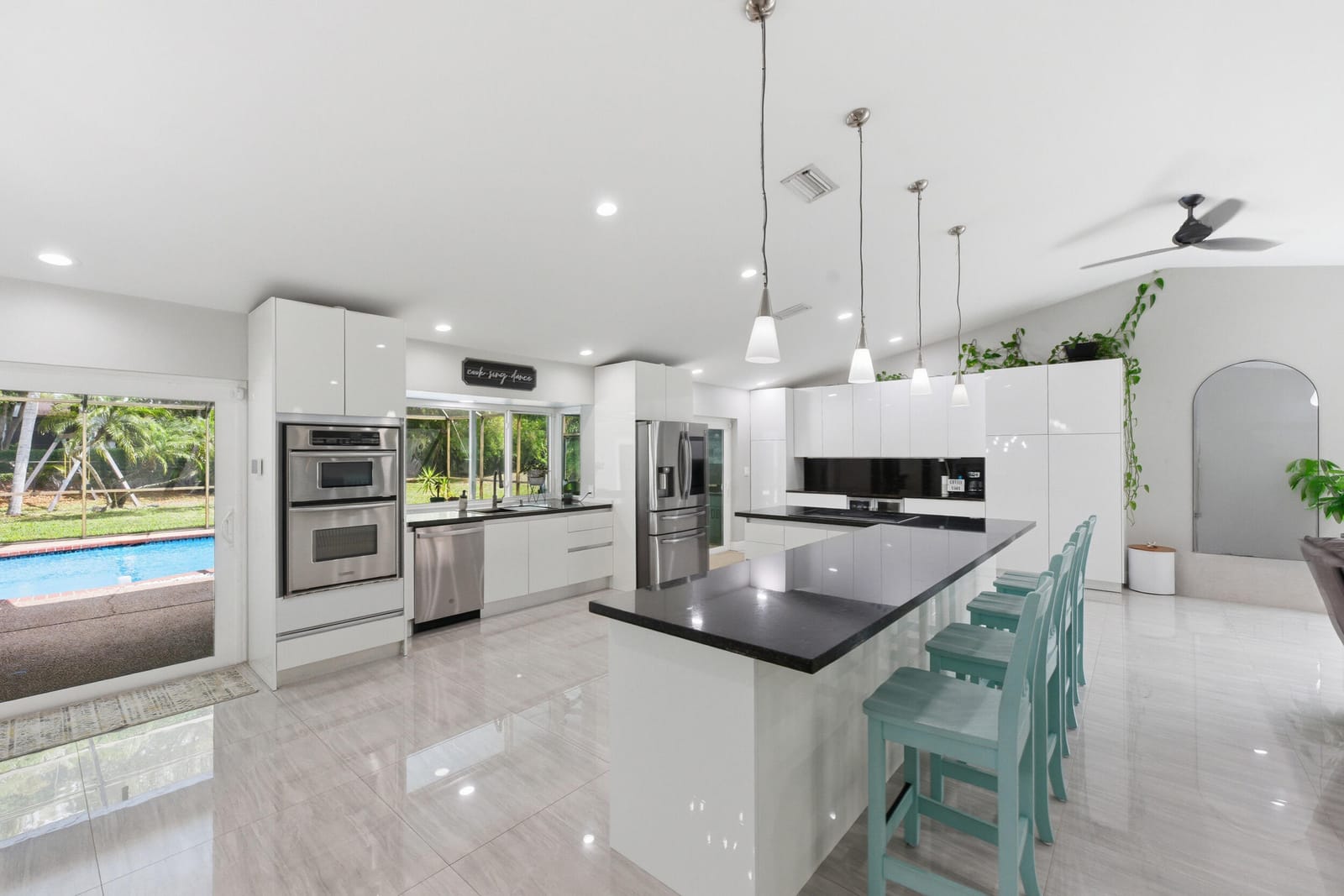 1537 NW 108th Way, Coral Springs, FL 33071 photo 15