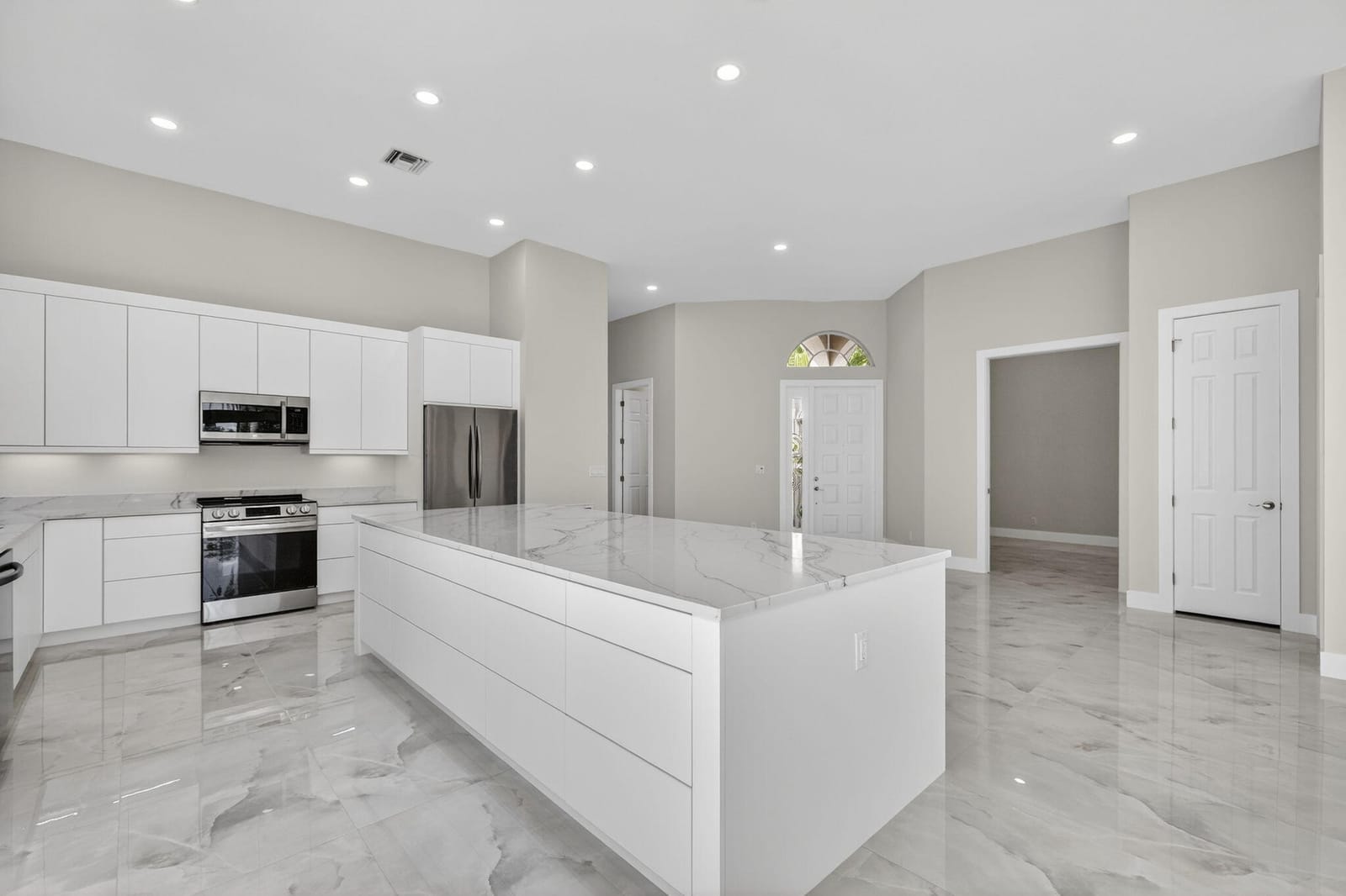 6935 Fairway Lakes Drive, Boynton Beach, FL 33472 photo 11