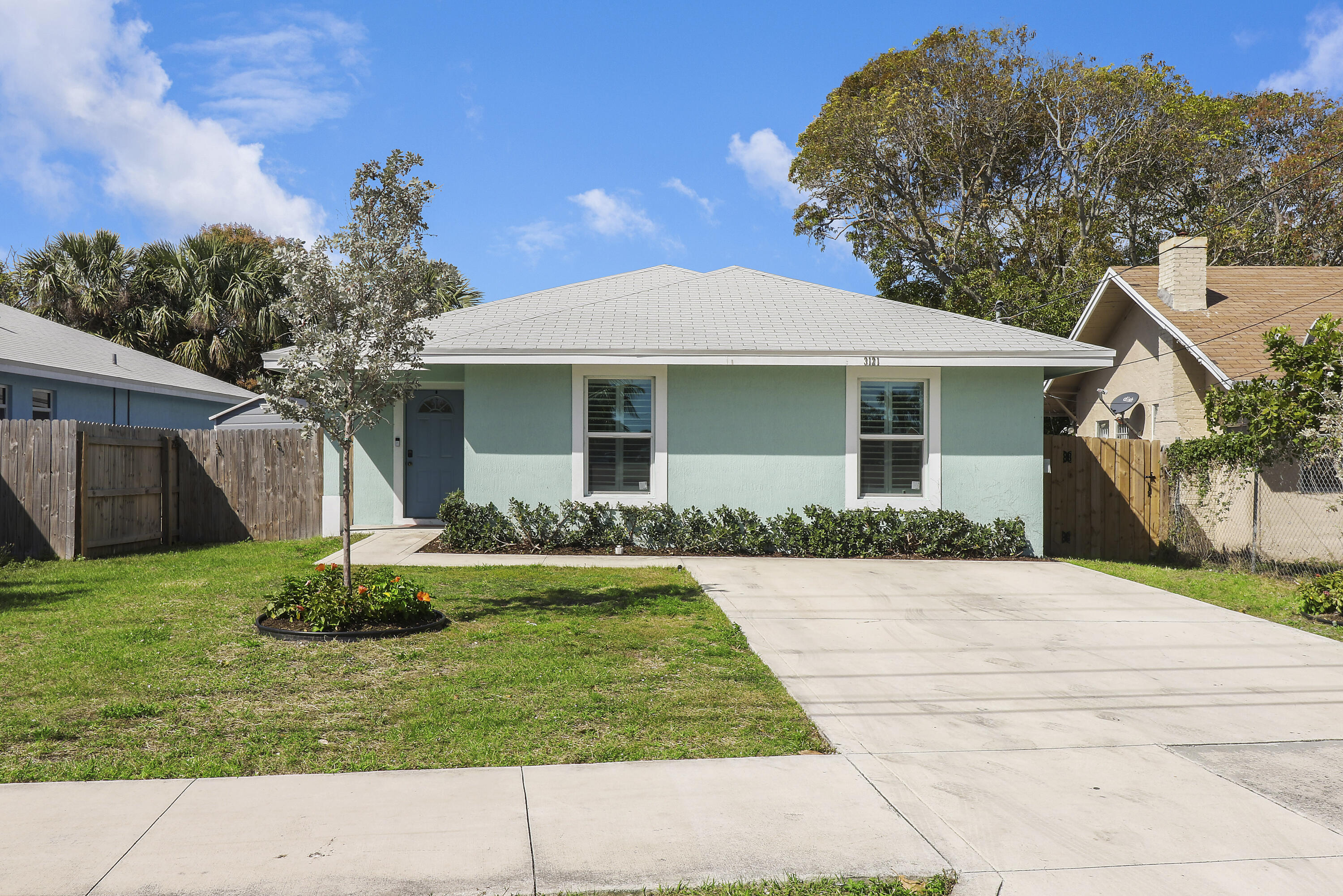 3121 Pinewood Avenue, West Palm Beach, FL 33407, West Palm Beach