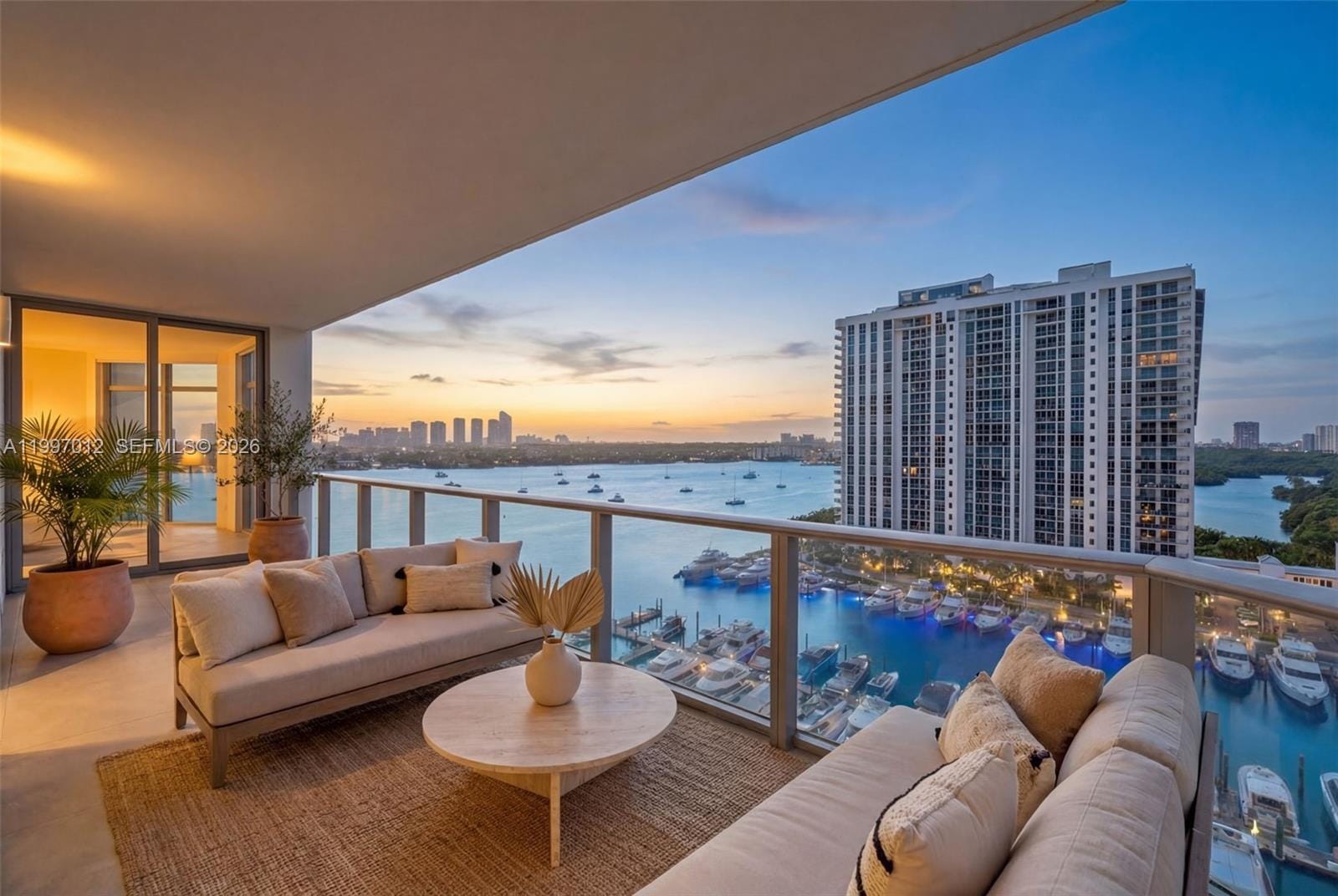 17301 Biscayne Boulevard 1401, North Miami Beach, FL 33160 photo 17