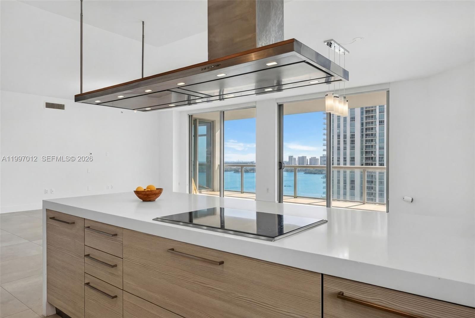 17301 Biscayne Boulevard 1401 — photo 4