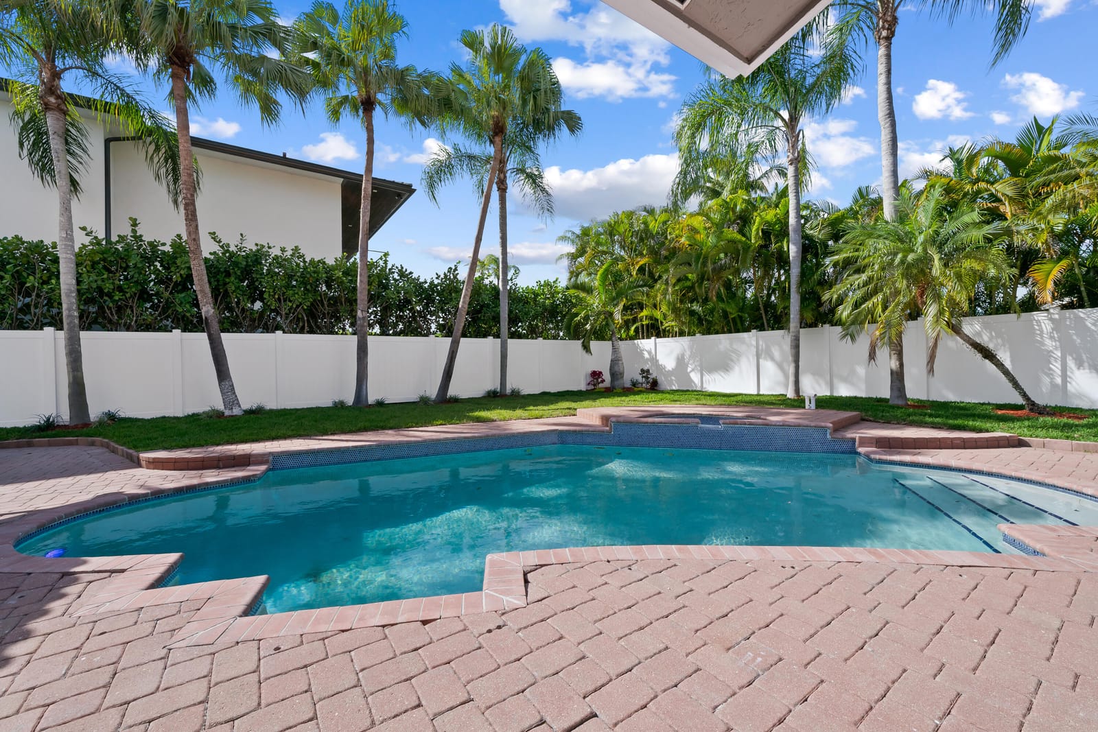 10141 SW 3rd Street, Plantation, FL 33324 photo 2