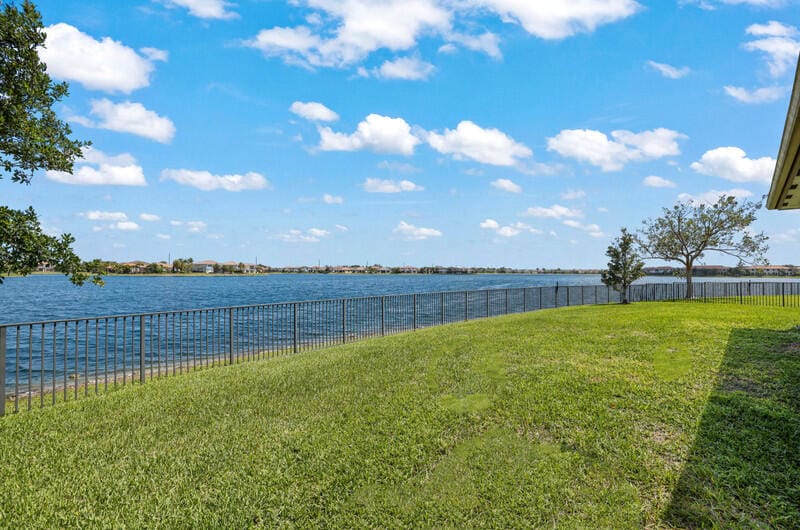 8691 Lakeside Bend, Parkland, FL 33076 photo 9