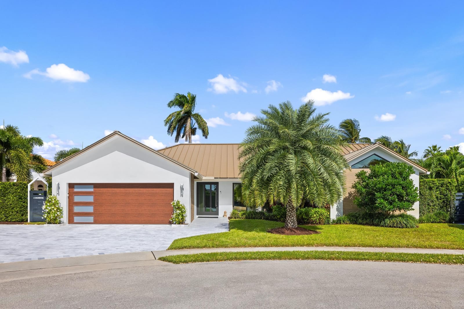 843 NE Mulberry Drive, Boca Raton, FL 33487 photo 5