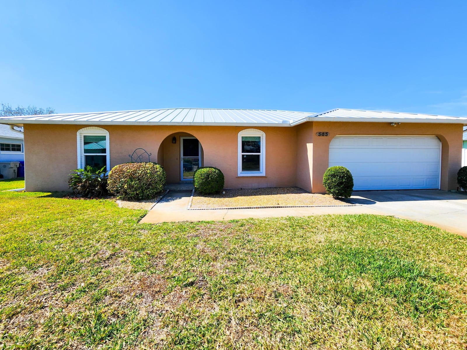 585 24th Avenue, Vero Beach, FL 32962