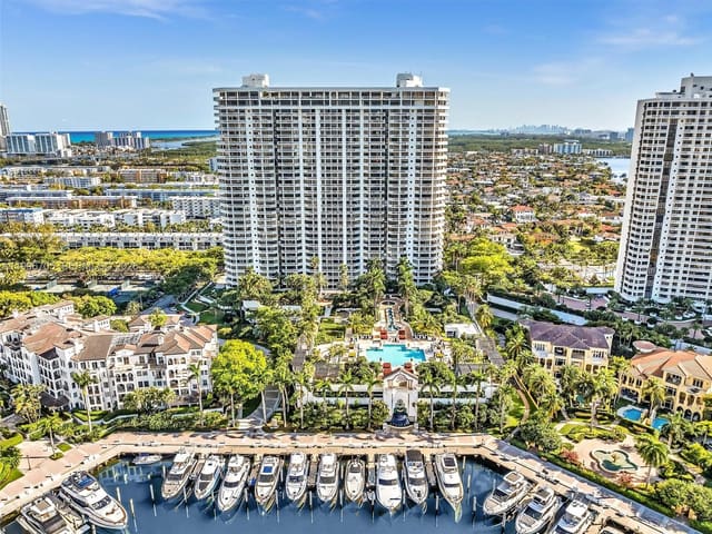 2000 Island Boulevard 1203, Aventura, FL 33160