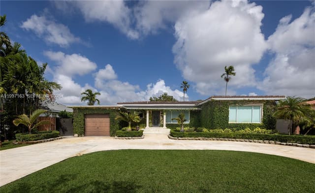 429 Deer Run, Miami Springs, FL 33166