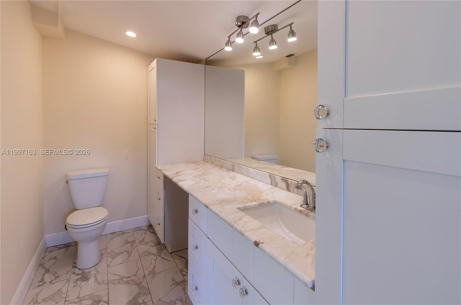 429 Deer Run, Miami Springs, FL 33166 photo 29