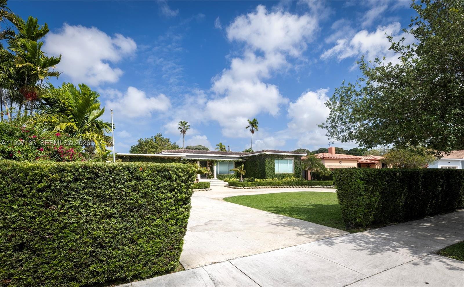 429 Deer Run, Miami Springs, FL 33166 photo 4