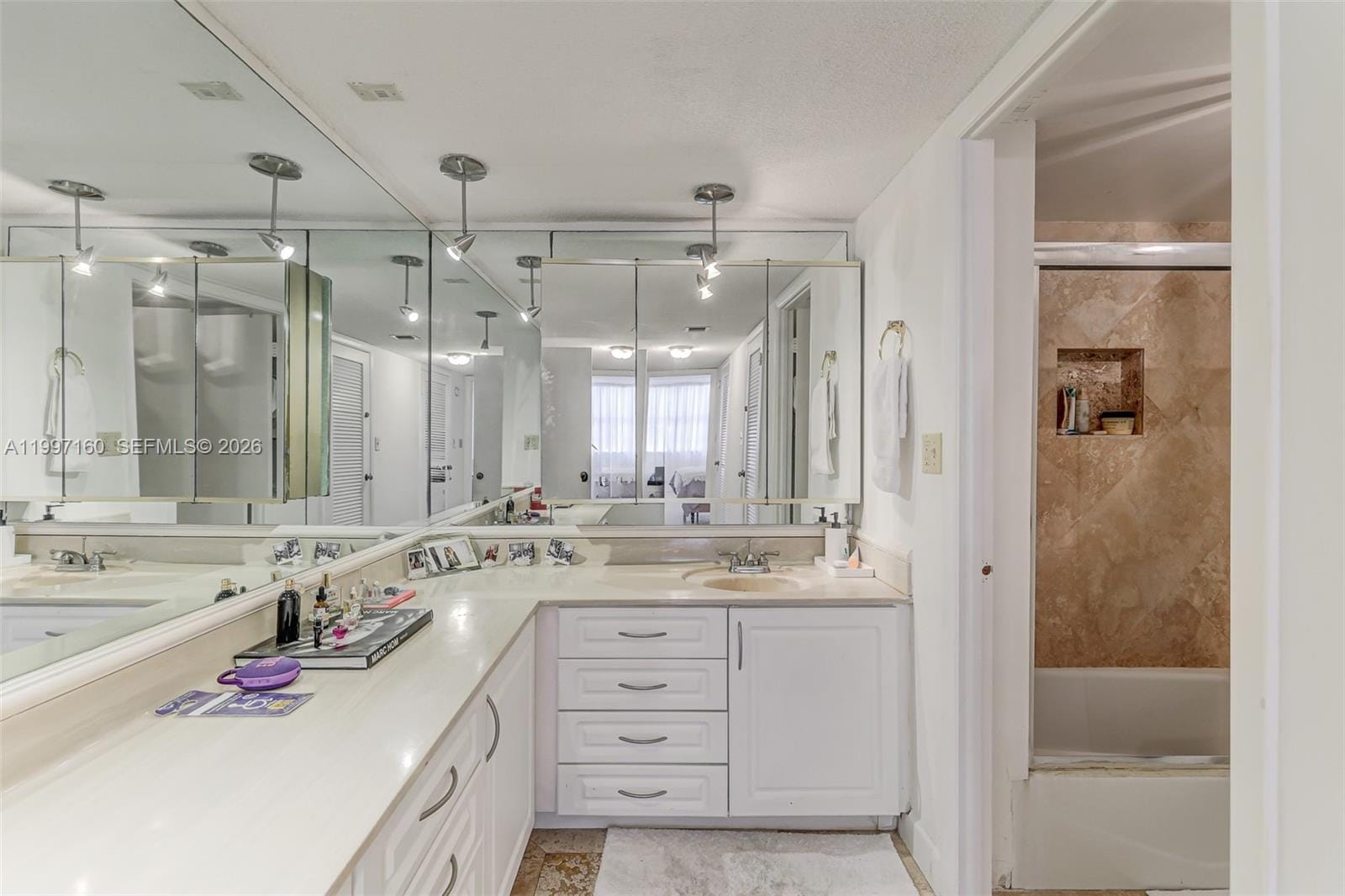 6039 Collins Avenue 1607, Miami Beach, FL 33140 photo 29