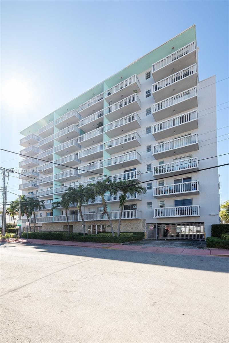 7620 Carlyle Avenue 204, Miami Beach, FL 33141 photo 17