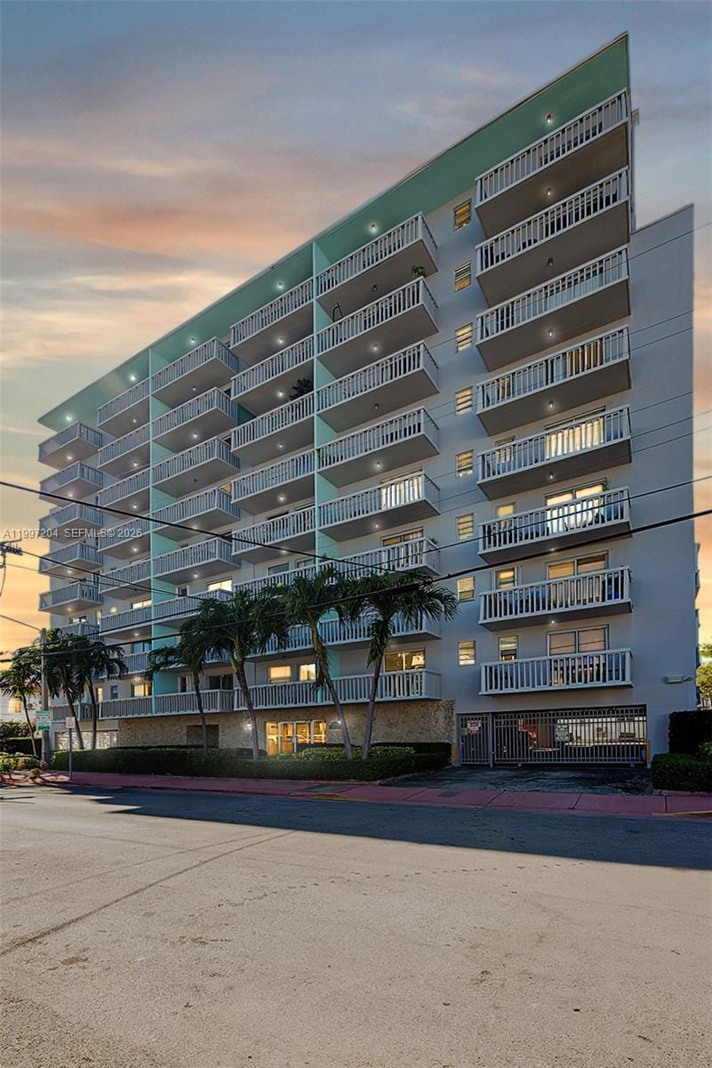 7620 Carlyle Avenue 204, Miami Beach, FL 33141 photo 30