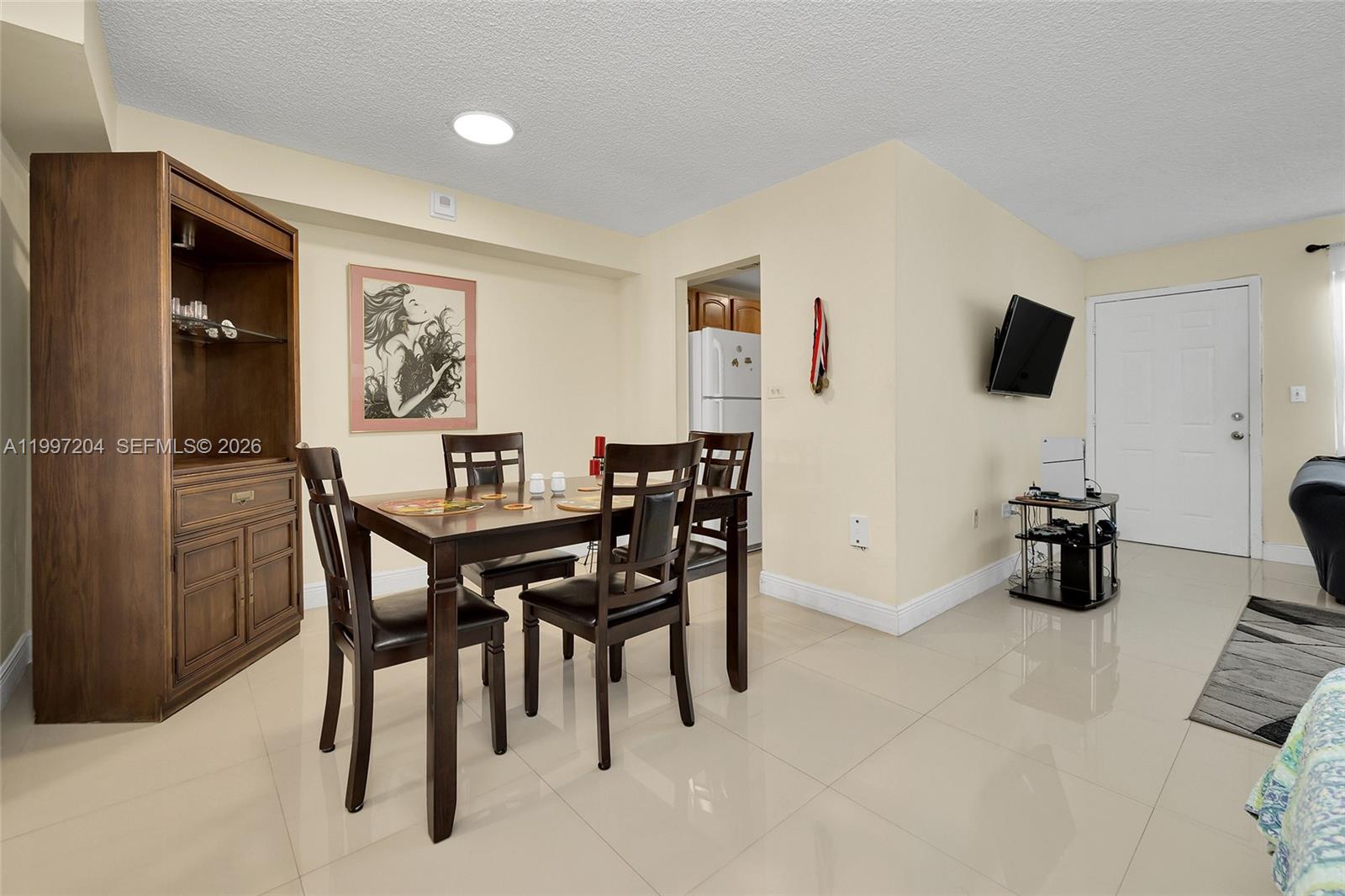 7620 Carlyle Avenue 204, Miami Beach, FL 33141, Miami Beach