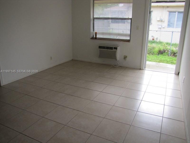 237 SW 5th Street, Deerfield Beach, FL 33441 photo 5