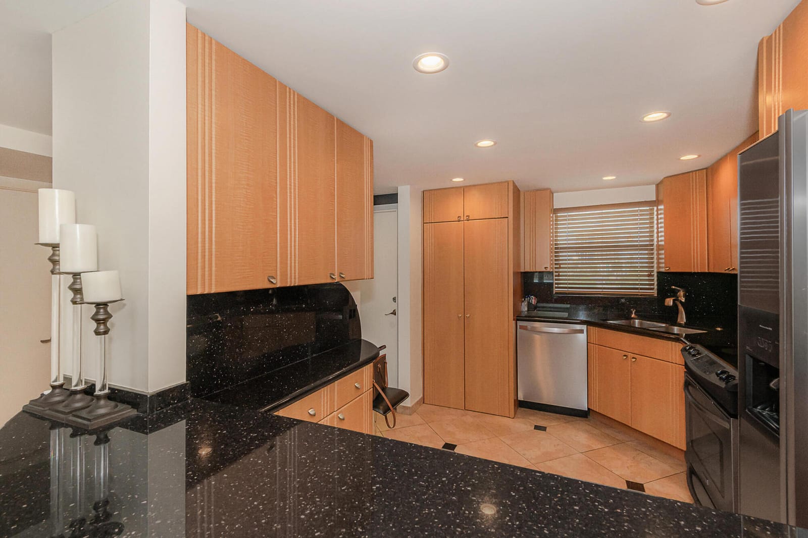 511 Bayshore Drive 707, Fort Lauderdale, FL 33304 photo 6
