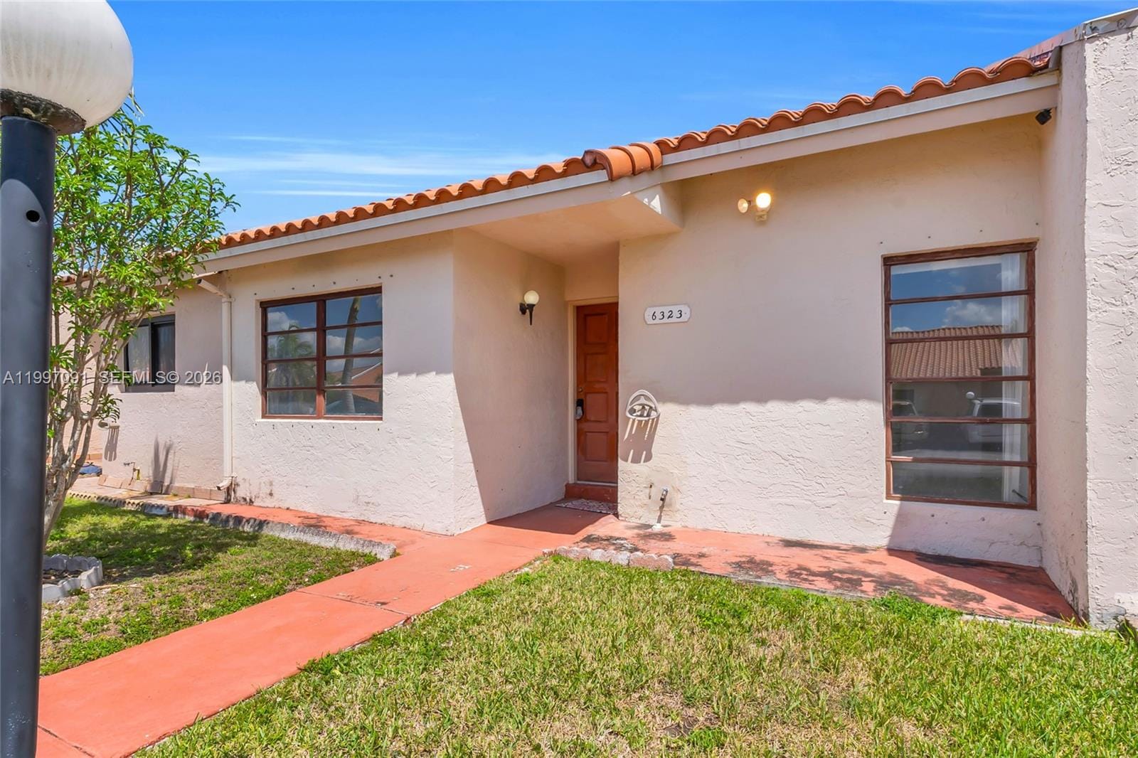 6323 SW 147th Place Circle, Miami, FL 33193 photo 3